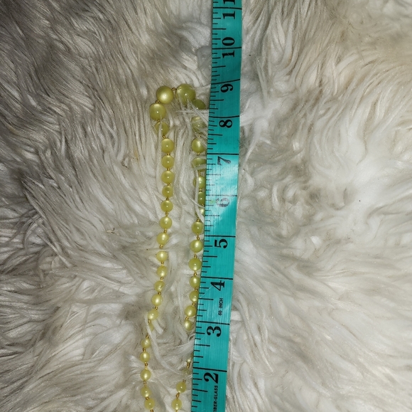 Moonlight lucite ynecklace necklavlce - Picture 3 of 13